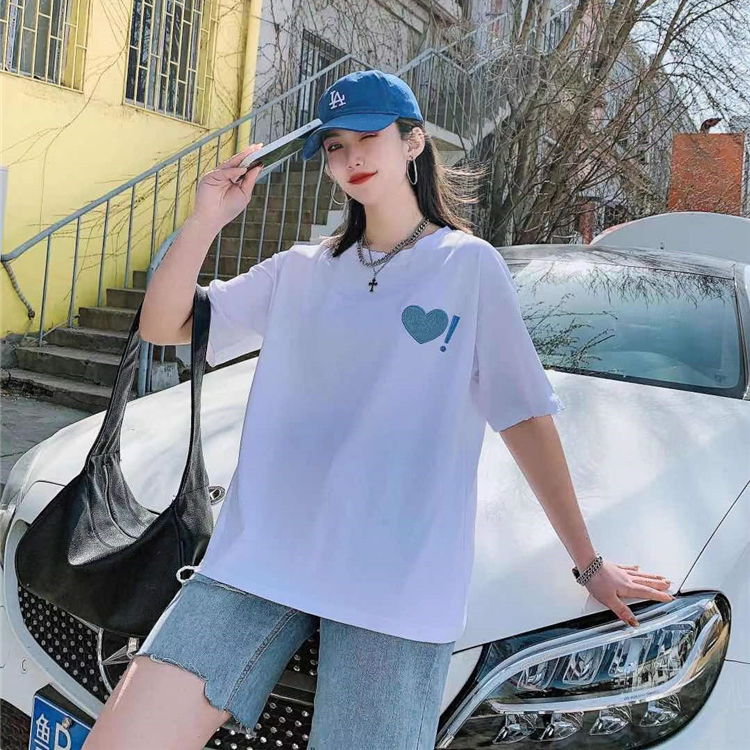 AMD- 2021 Short-sleeved T-shirt with a heart, stylish, loose and trendy T-shirt top, white 5Q2127502