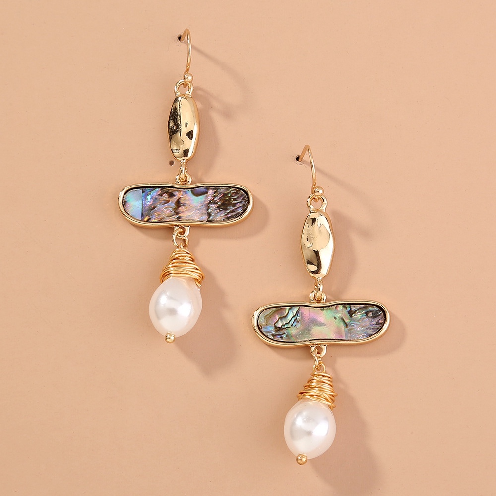 Seashell shell shaped ear hook, European and American trend.