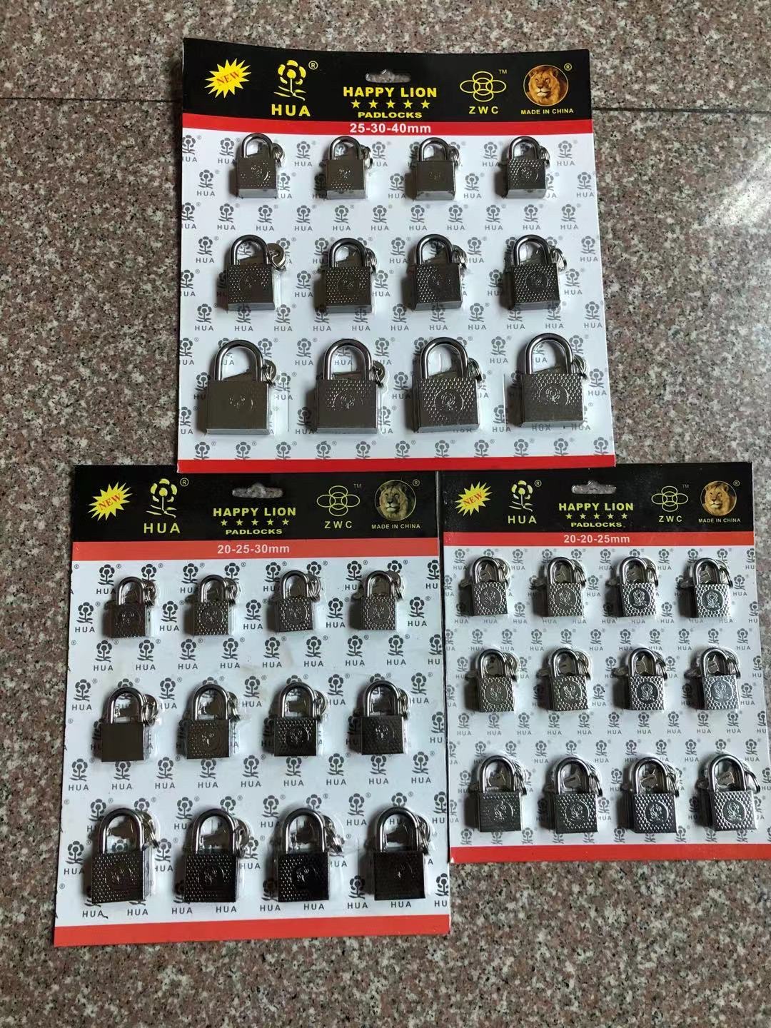 义乌好货 彩色横开小锁白底实物图
