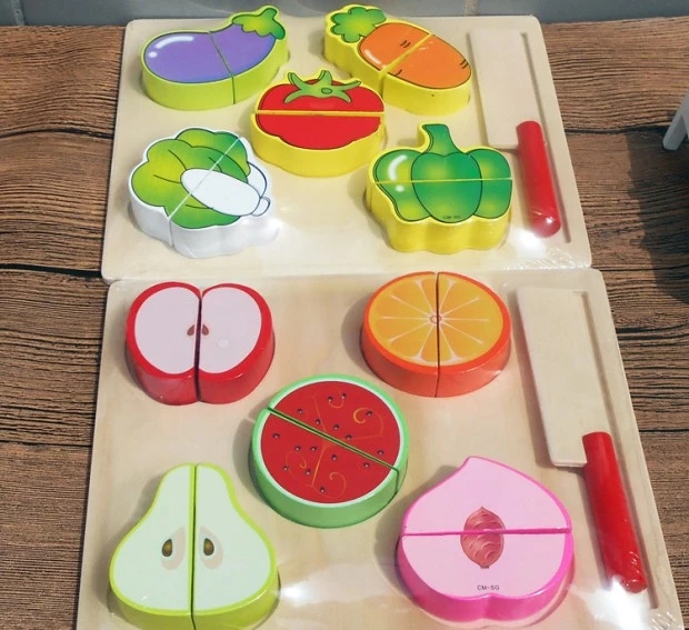 Intellectual development Wooden kindergarten children and students, taste parent-child teaching toys, play house, fruits and vegetables, cut and look details Picture