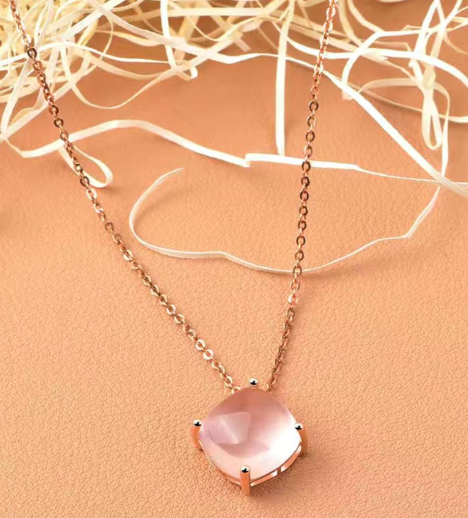 024女项链简约风锁骨颈链法式轻奢小众新品精致吊坠详情图2