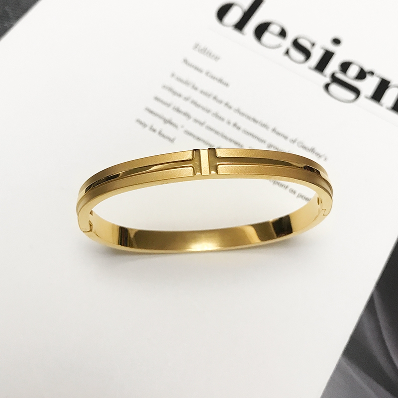 Korean version of simple plated rose gold double T bracelet hundred bypass bracelet cold jewelry does not fade