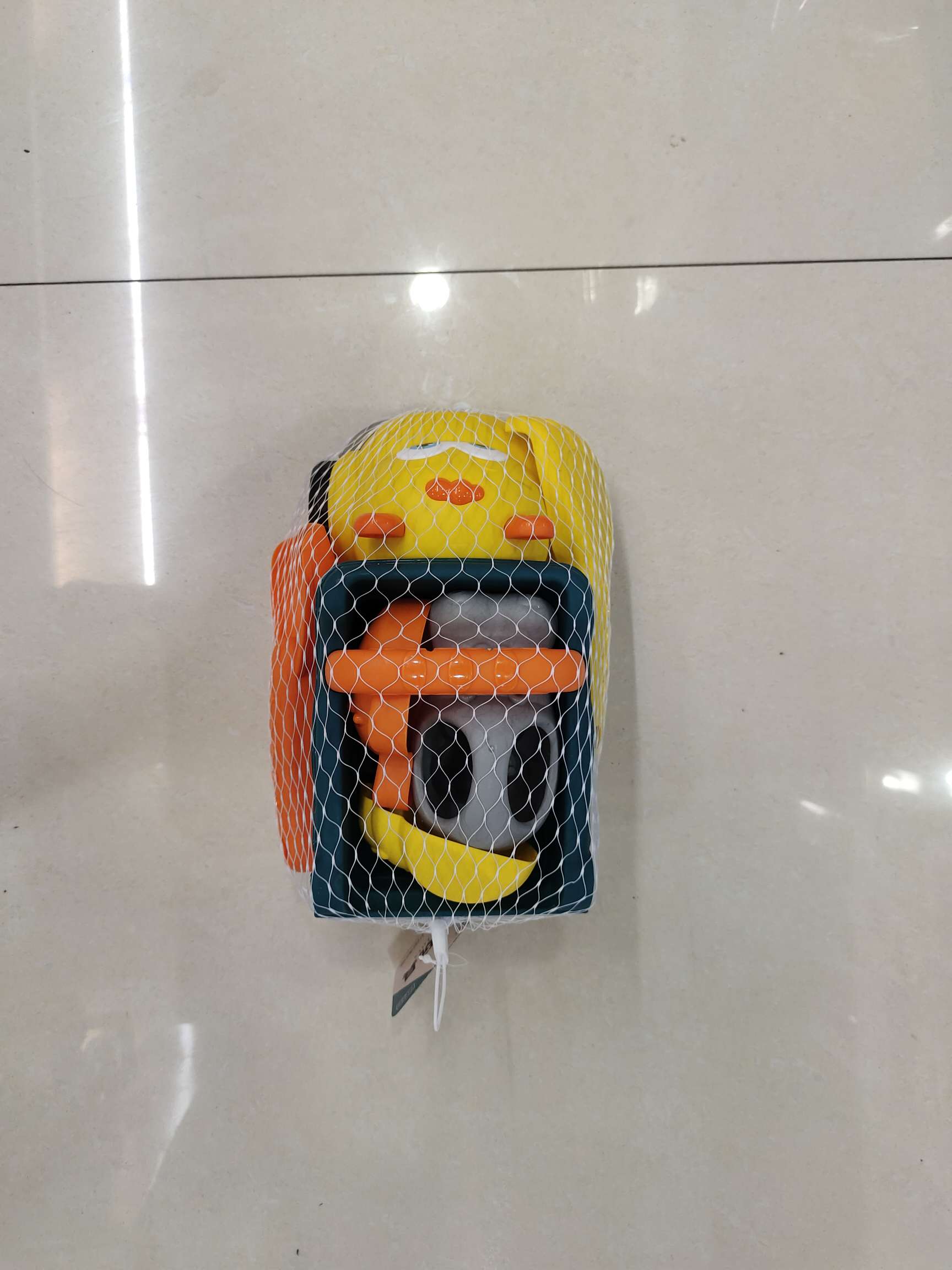 Beach Toy Application Scenario