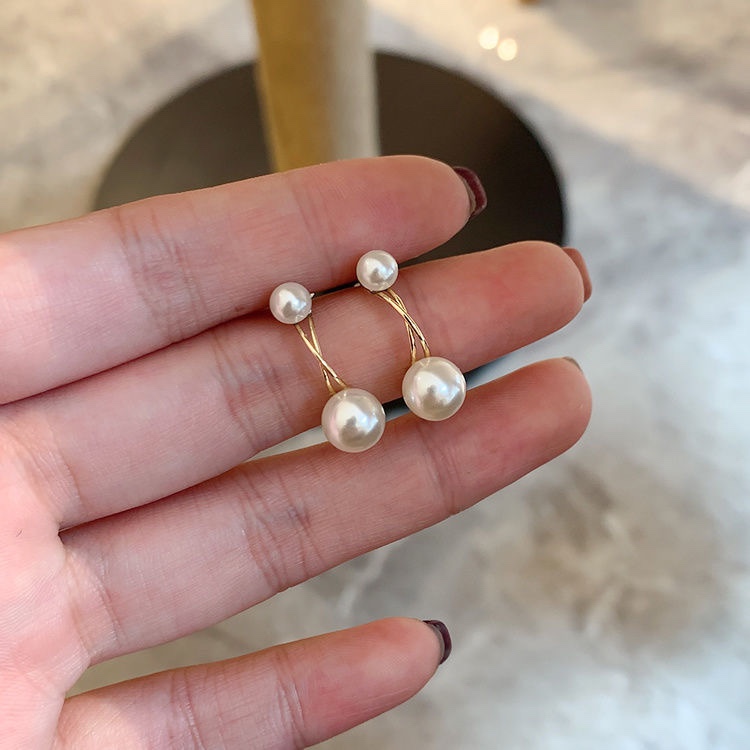 2021 Korean version of the new South Korea Dongdaemun personality niche earrings sweet pearl earrings temperament cross earrings female thumbnail