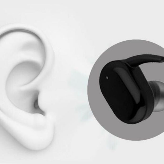 The BM370 Bluetooth headset is truly wireless for in-ear sports games