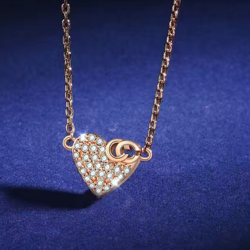 007 Women's necklace, simple style collarbone necklace, French light luxury niche new product, exquisite pendant