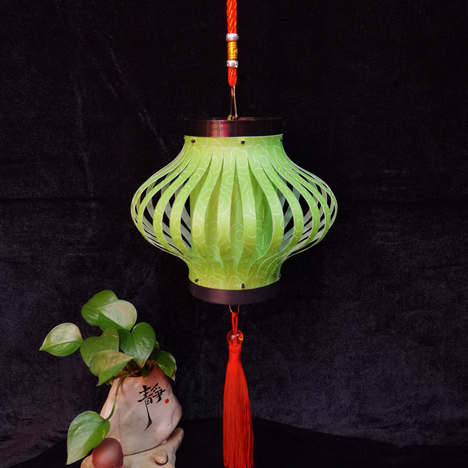 Handmade DIY lantern paintings, creative PVC material colored seven-color lanterns, children's Lantern Festival lanterns full figure