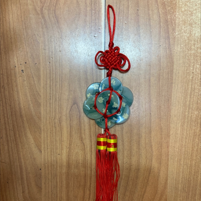 Hung large plum jade