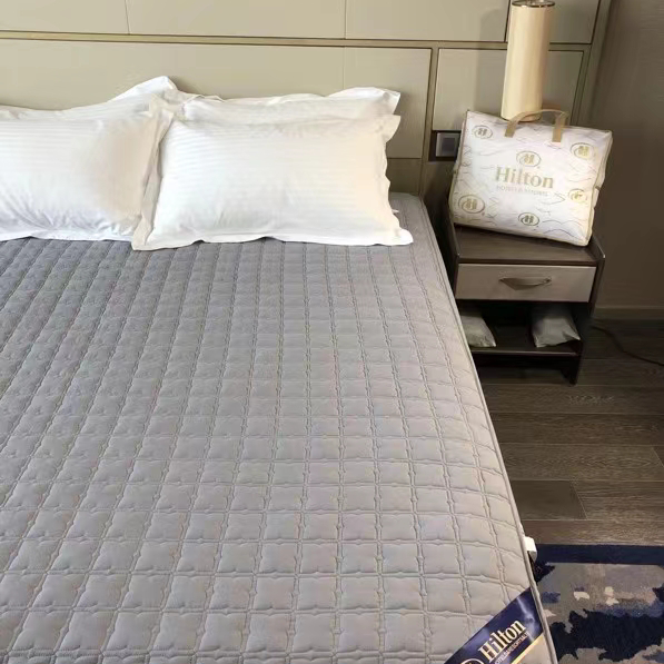 All-cotton bed cover