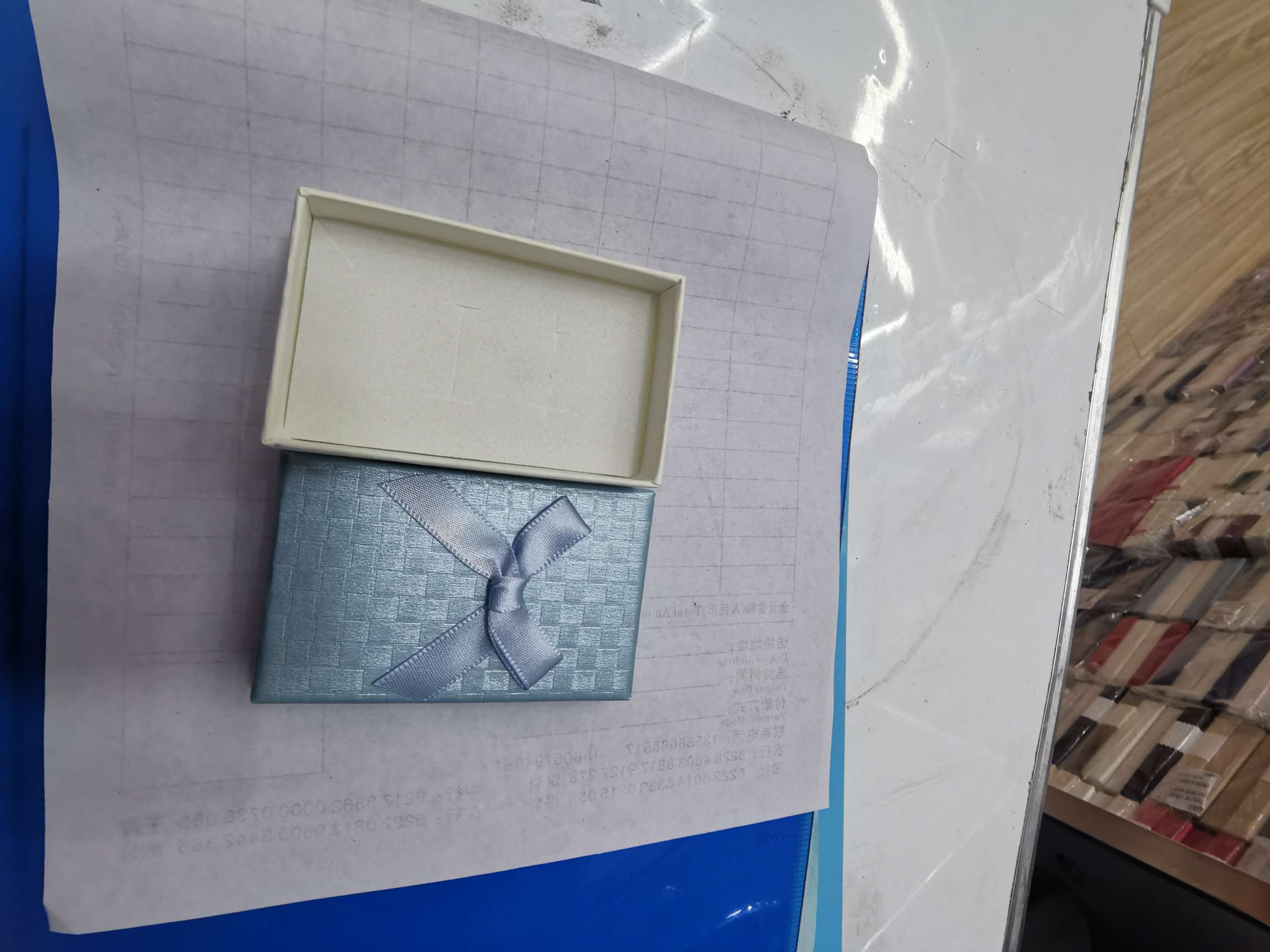 蝴蝶结盒子158产品图