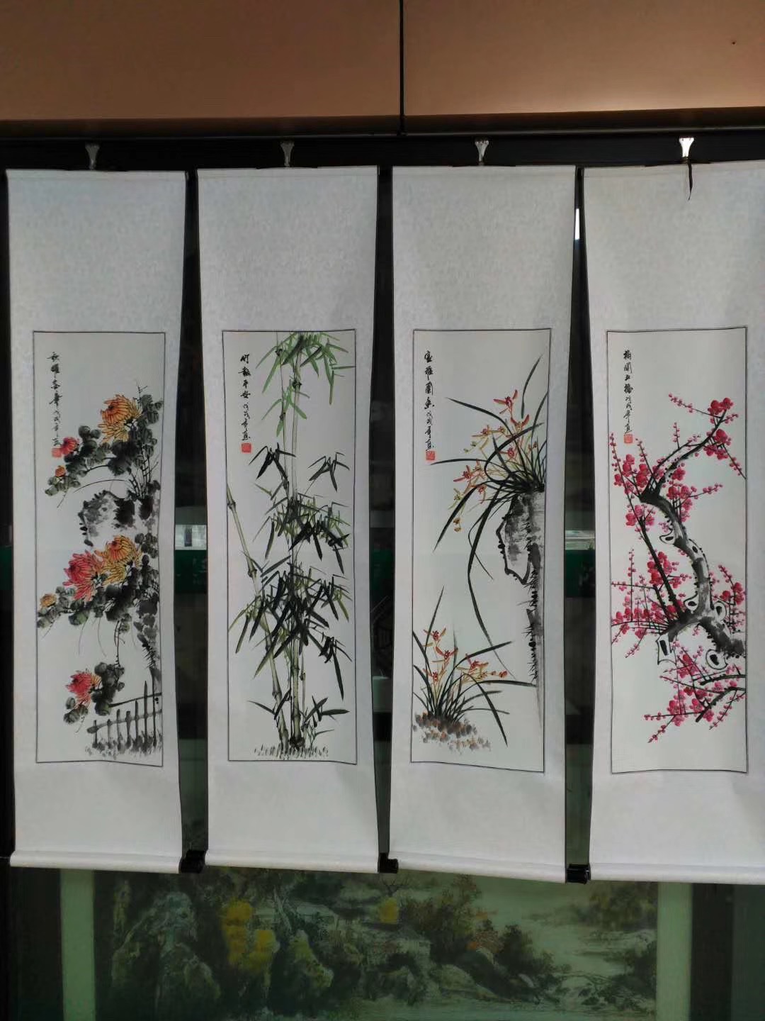 四条屏手绘彩色梅兰竹菊四联中式中国画国画装饰画产品图