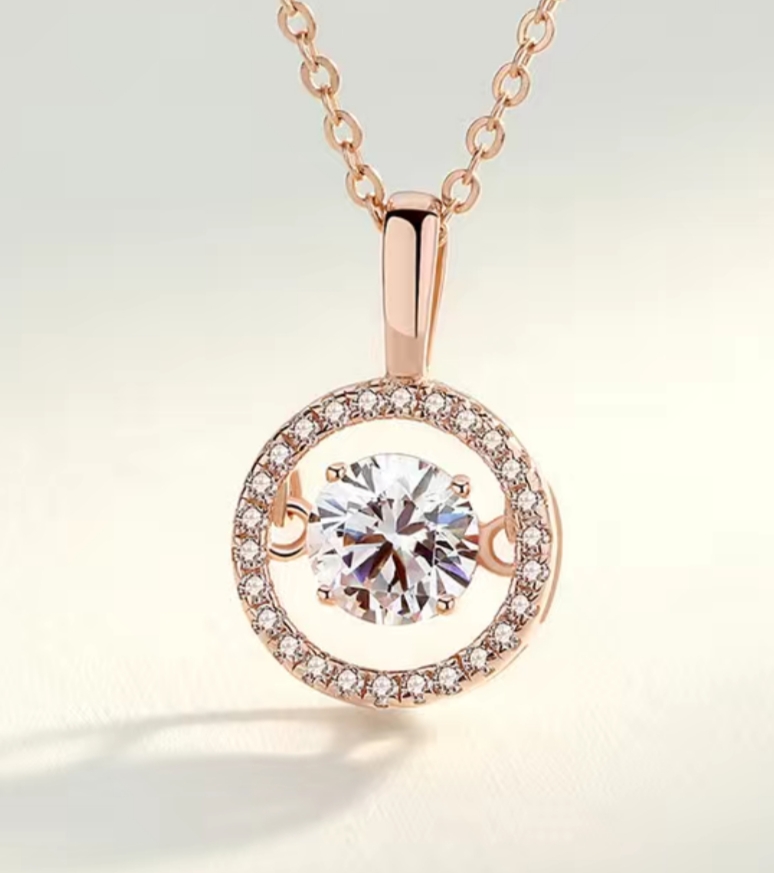 011 Women's necklace: Simple style collarbone necklace, French light luxury niche new product, exquisite pendant details Picture