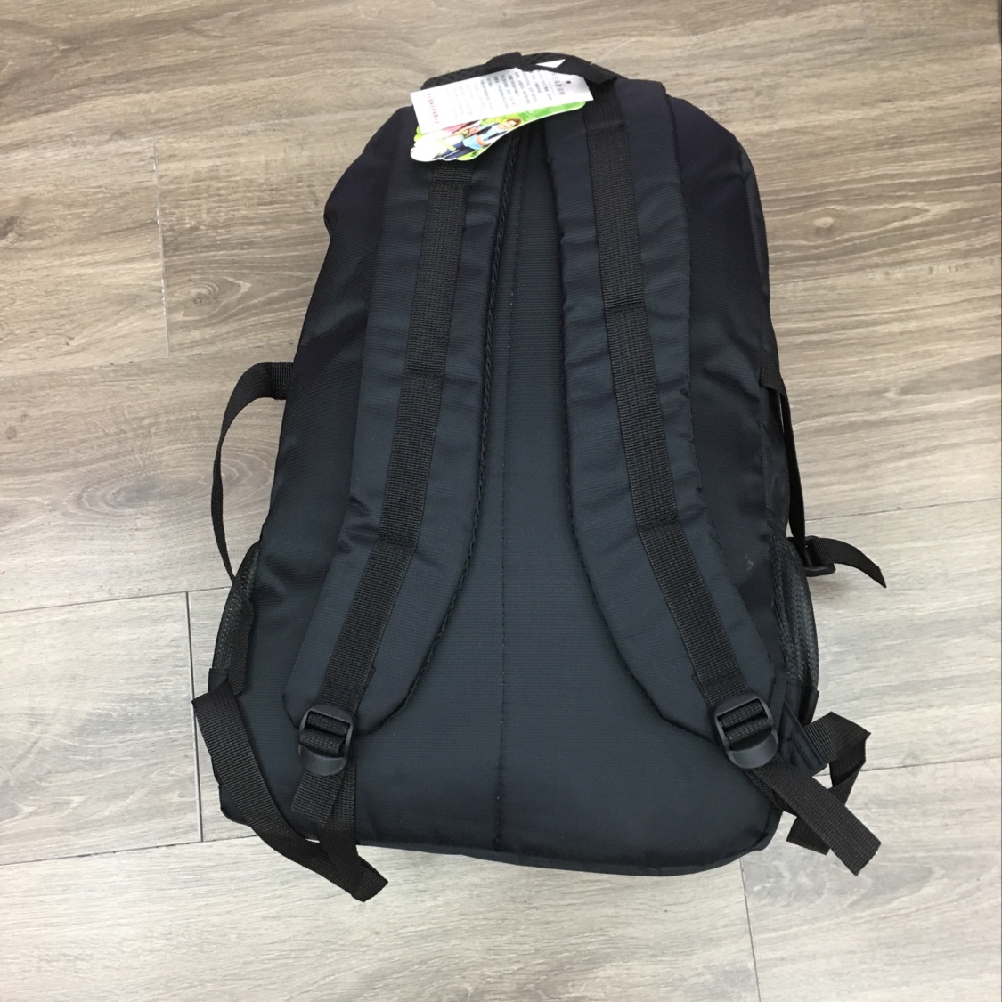 1907# Medium Backpack Specification drawing