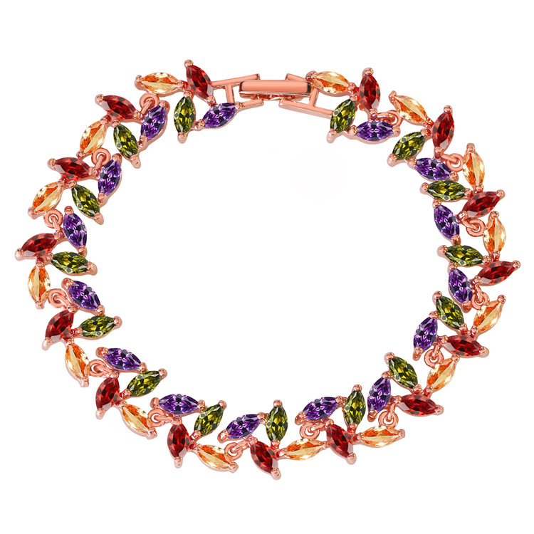 The Leaf Copper Zircon bracelet is a creative women's wristband with a new European and American style, a fashionable cross-border accessory for trendsetters