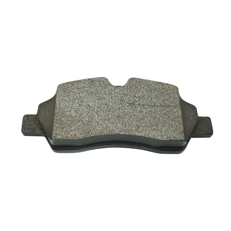 Automobile Manufacturers Produce Semi-Metallic Ceramic Brake Pads D1971-9181