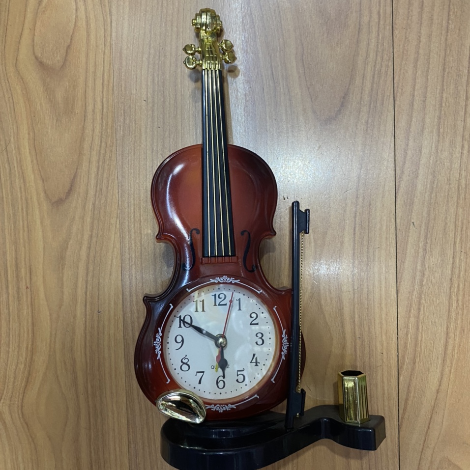 大提琴钟图