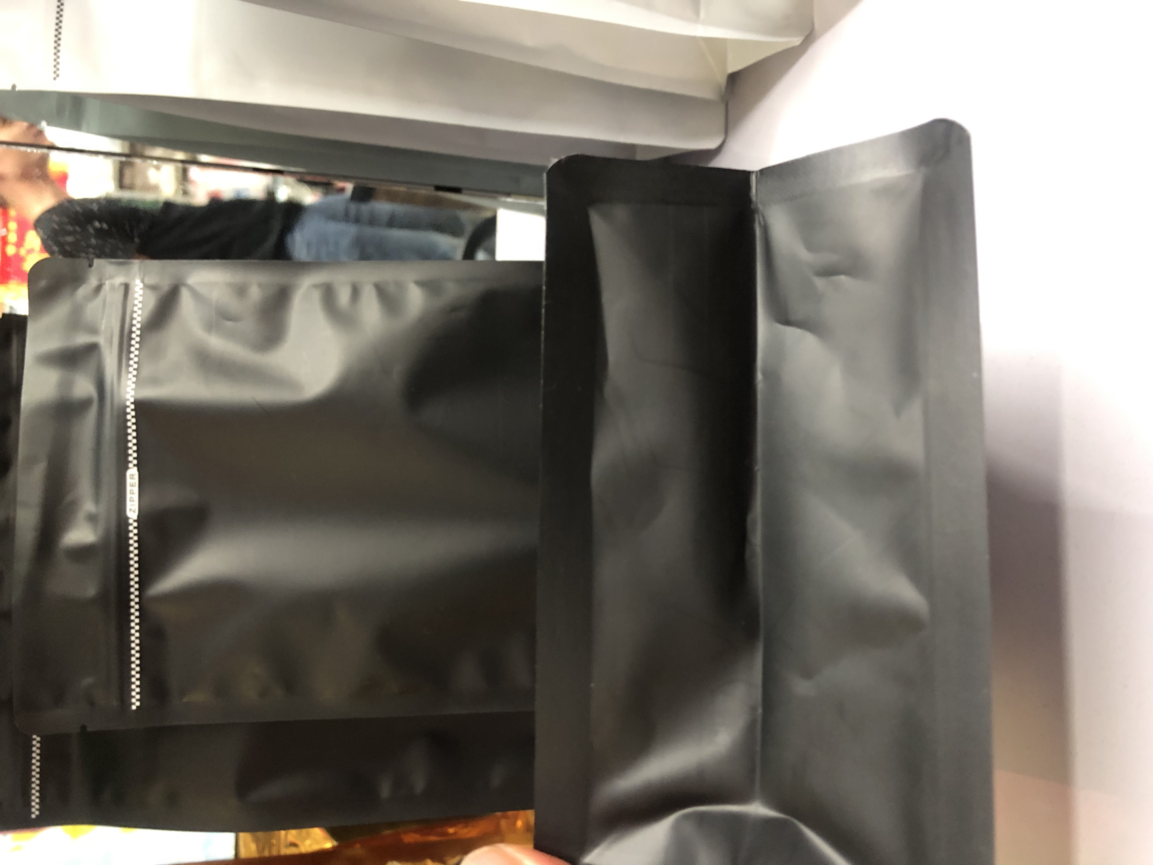 Coffee bag color aluminum foil bag octagonal sealing square zipper bag food bag medium black Specification drawing
