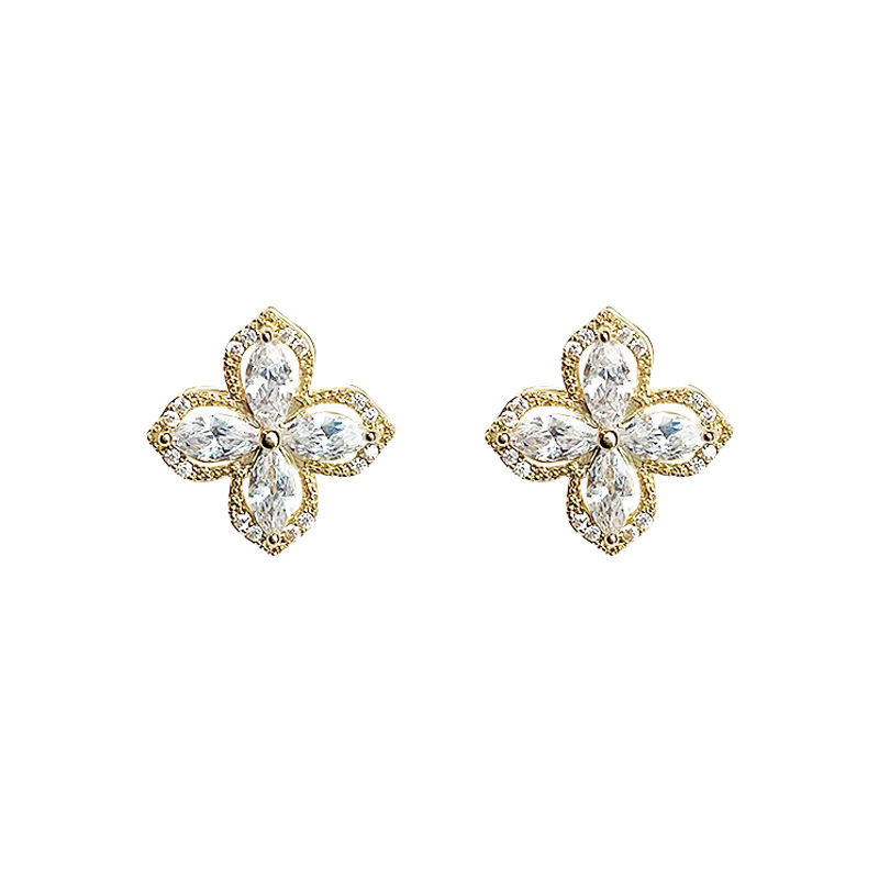 C-15 Bright star shining gentle every day senior sense light luxury mini compact zircon earrings