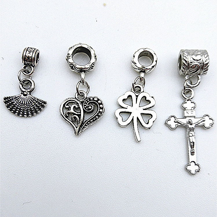 Alloy three-way belt hanger
