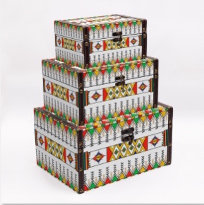 Retro creative desktop jewelry box with lock, cosmetic storage box, storage wooden box