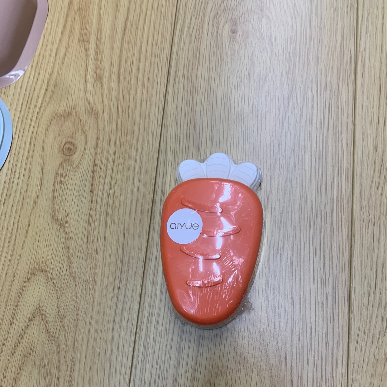 Radish Soap Box With Cover Travel Portable Waterproof Household Toilet Bathroom Drain Creative Design Cartoon Fragrance