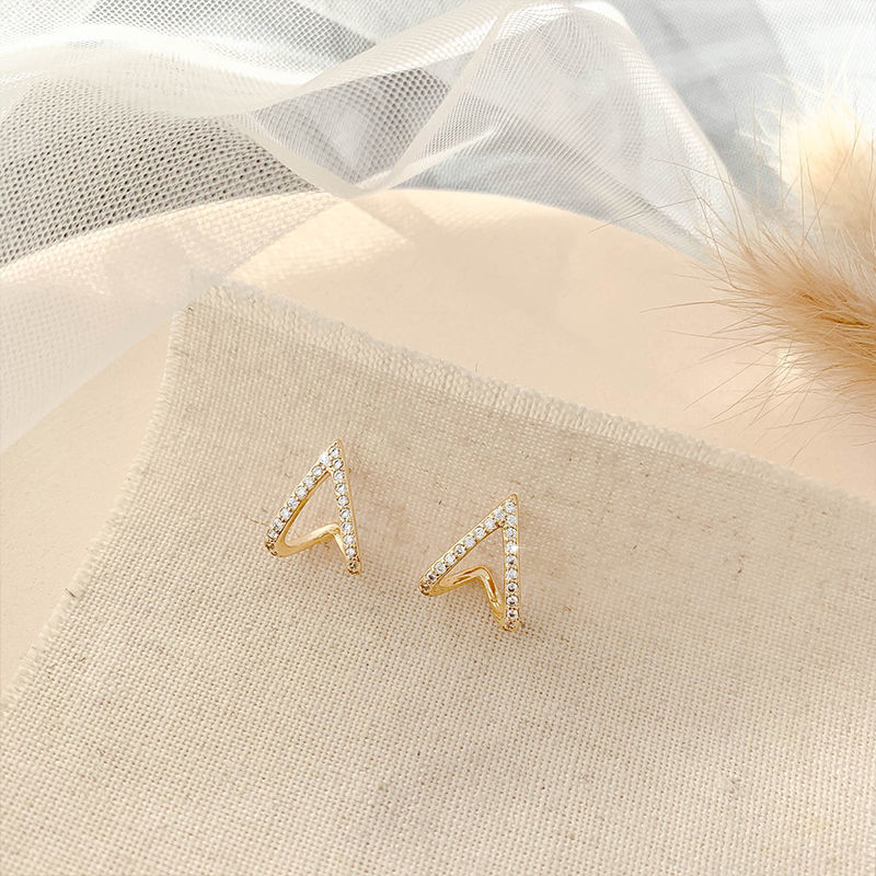 C-1 brilliant star shining, gentle and versatile, daily high-end, light luxury, mini and small zircon ear studs detail image 2
