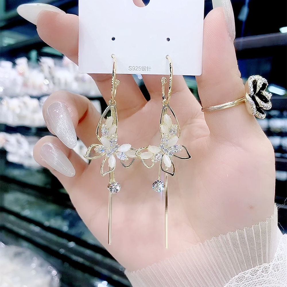 Seto Jingtian butterfly earrings 2021 new fashion high-grade fringe long sterling silver needle light luxury earrings thumbnail