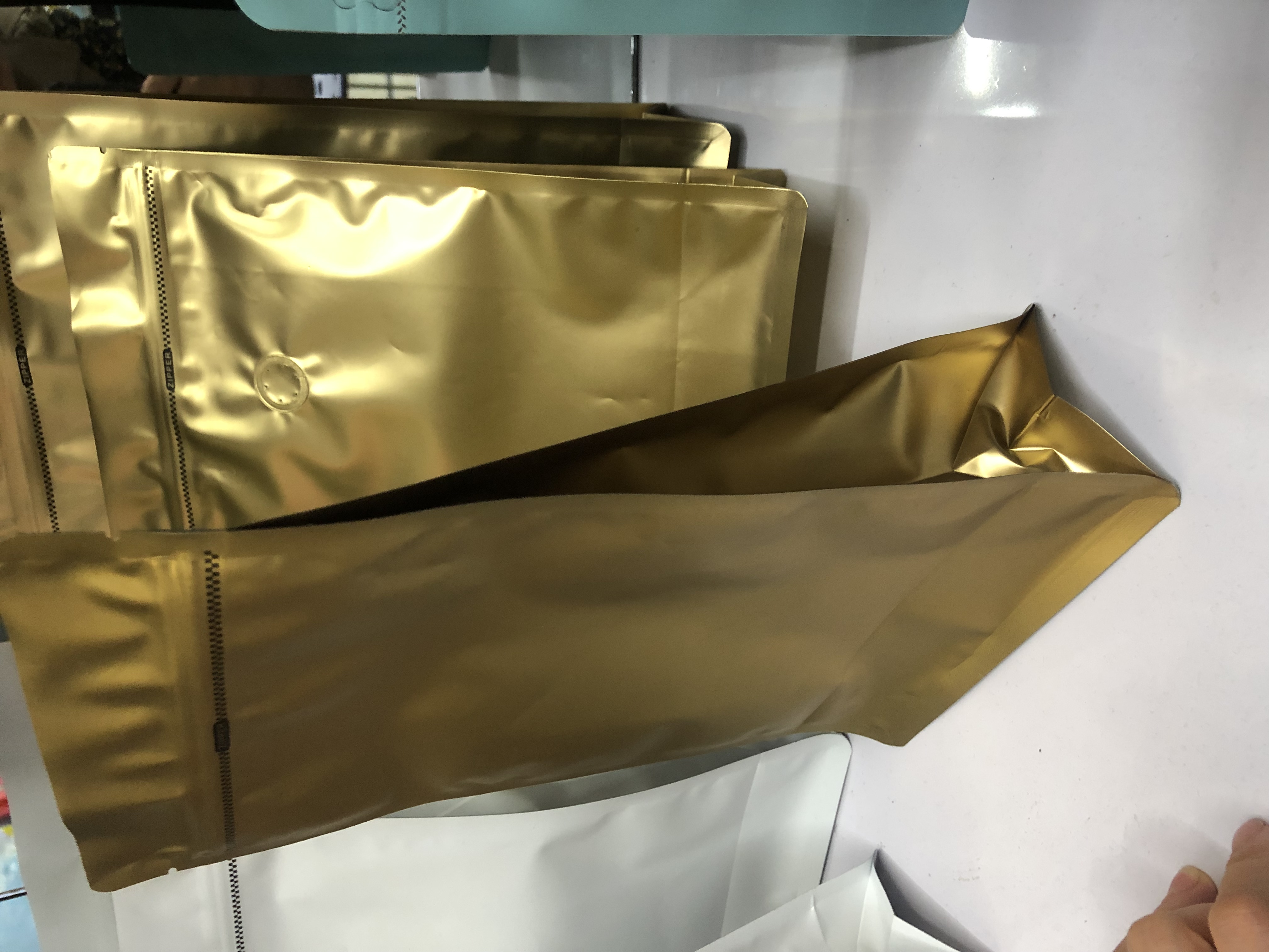 Coffee bag color aluminum foil bag octagonal seal square zipper bag food bag small gold Specification drawing