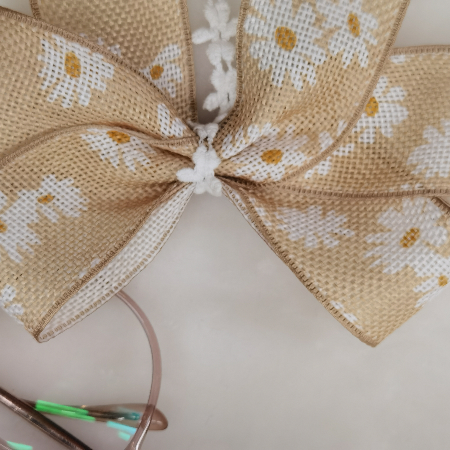 Floral twist edge, DIY making, Christmas, toys, clothing, craft, festival, jewelry, stationery, cards, packaging, all kinds of factory products can be sv