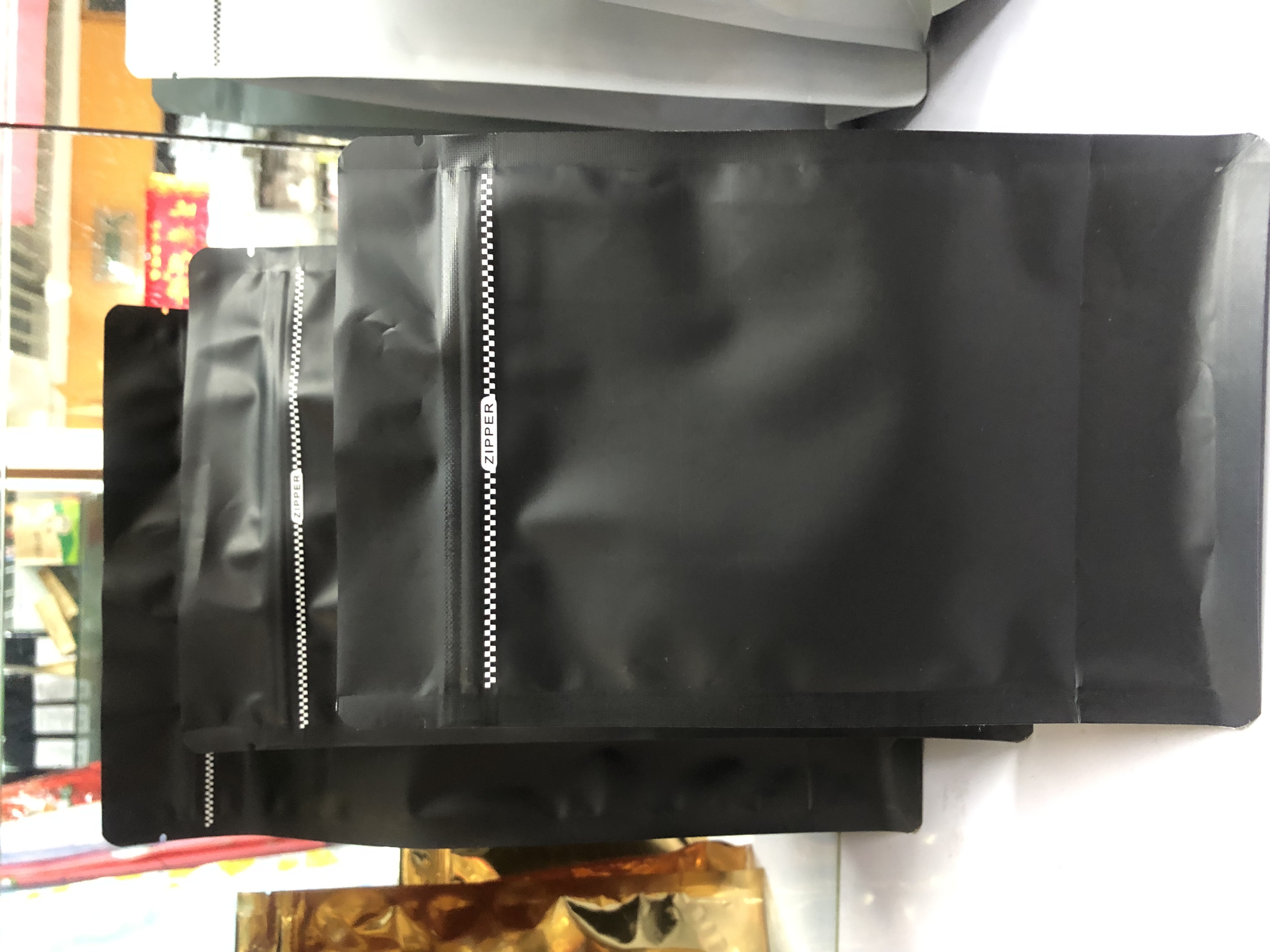 Coffee bag color aluminum foil bag octagonal sealing square zipper bag food bag medium black details Picture