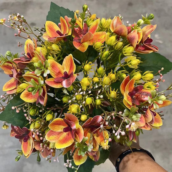 Sihan Flower Industry, weed, butterfly, fabric flowers, decorative flowers, artificial plastic flowers, artificial flowers, single living room decorative flowers, dried flowers, table top ornaments, anti-flower art decorations