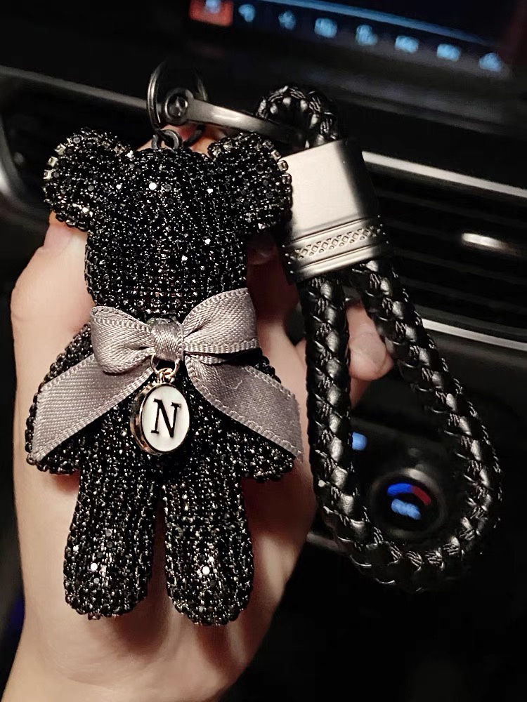 Cross-border best-selling animal keychains, car bags, pendants, metal handicrafts and gifts detail image 3
