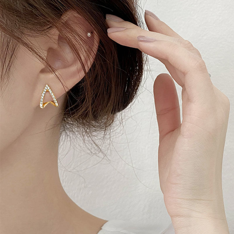 C-1 brilliant star shining, gentle and versatile, daily high-end, light luxury, mini and small zircon ear studs details Picture