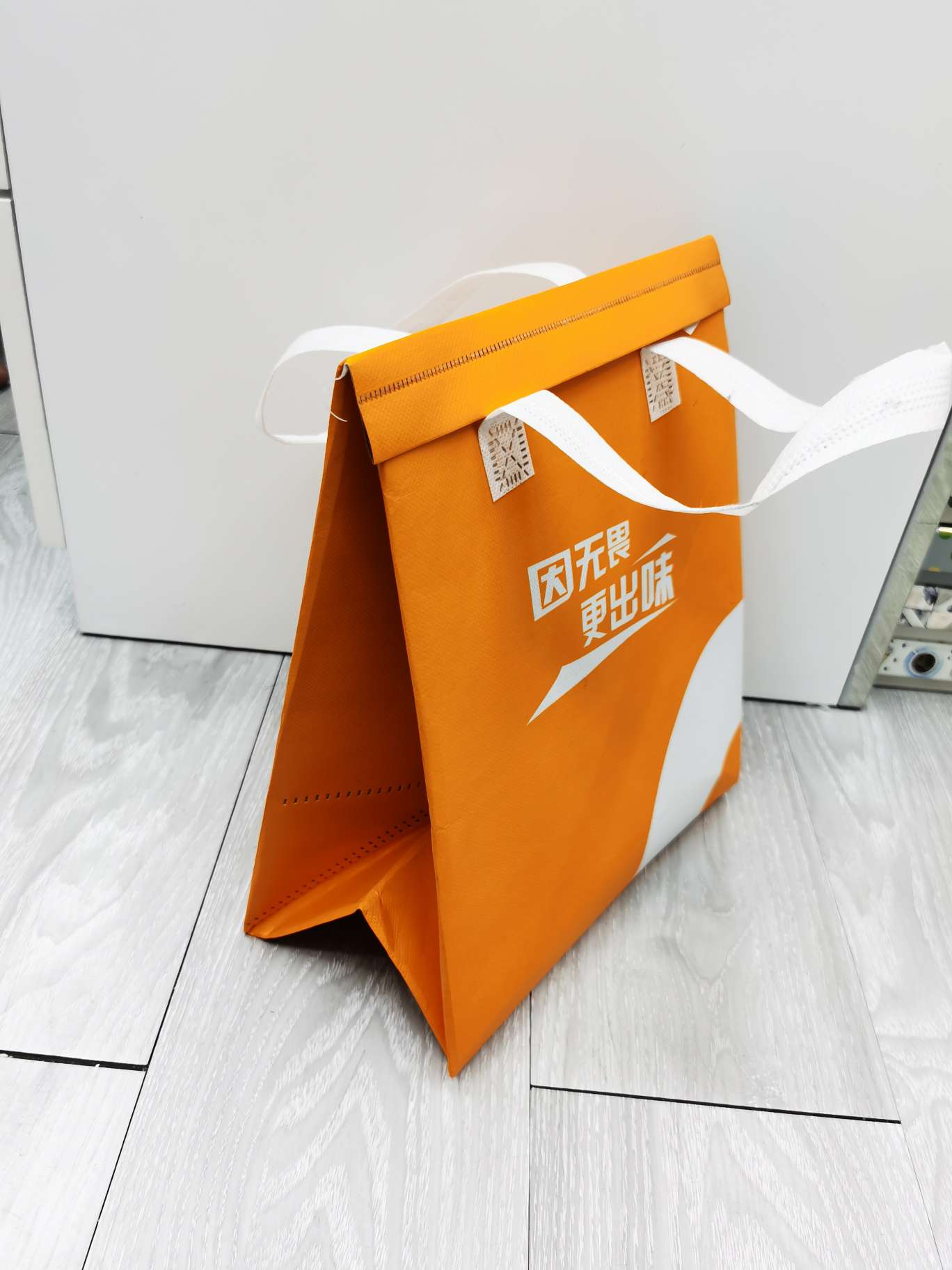 Non-woven fabric insulated bags, cold preservation bags, takeout bags, fresh-keeping bags Specification drawing