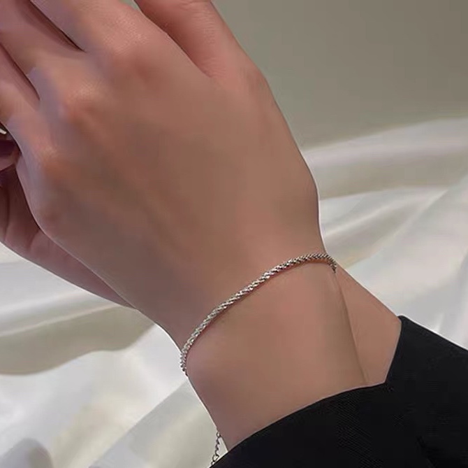 Sparkling and glittering, exquisite plain chain, bare chain, simple and individual, ins women's niche, light luxury and elegant jewelry