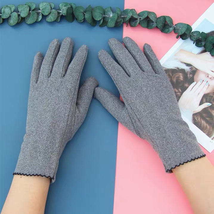 Spring gloves ladies de fleece thin elastic touch screen short driving bike outdoor lovely cold spring and autumn