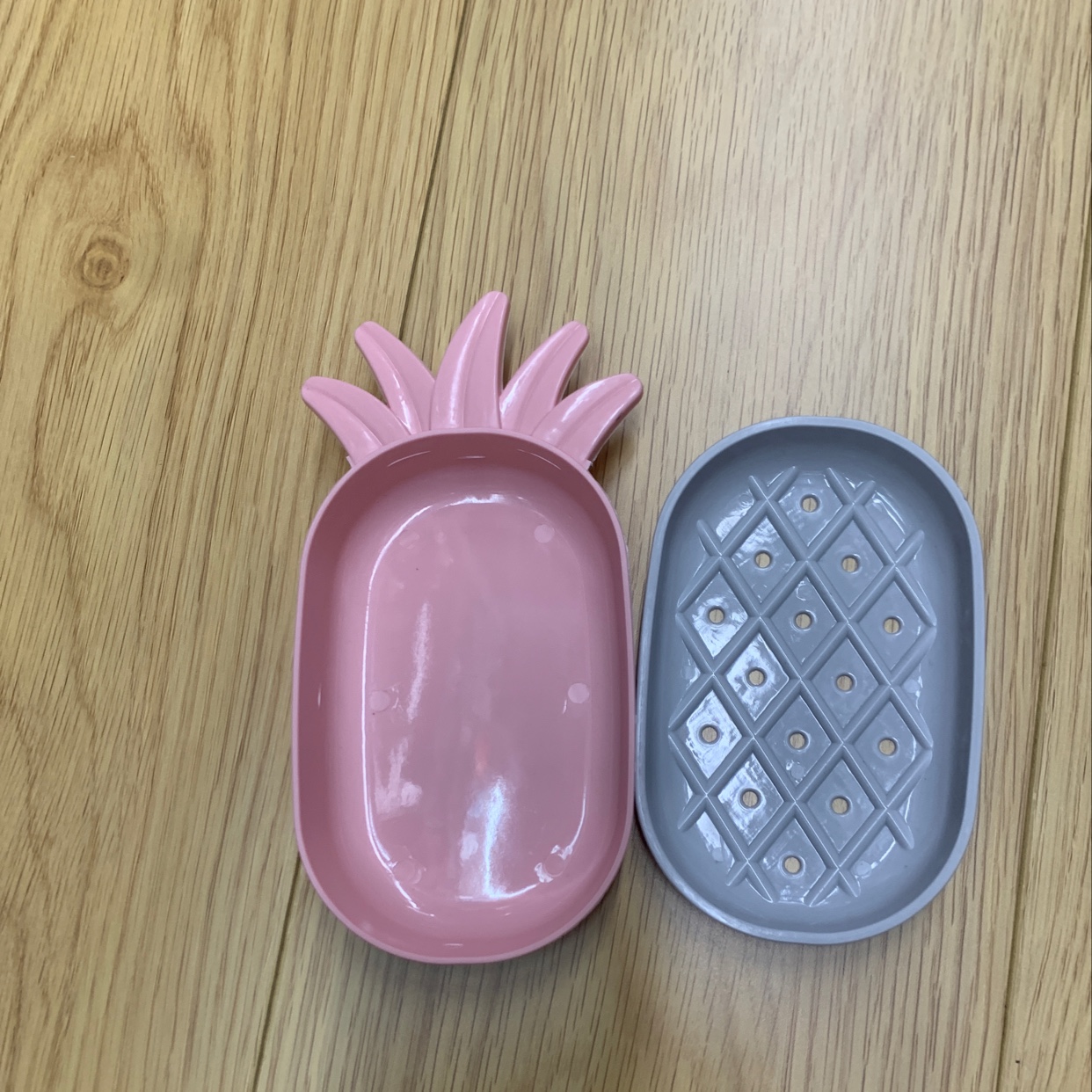 Pineapple Soap Box Soap Box With Cover Travel Portable Waterproof Household Toilet Bathroom Drain Creative Design Cartoon Fragrance details Picture