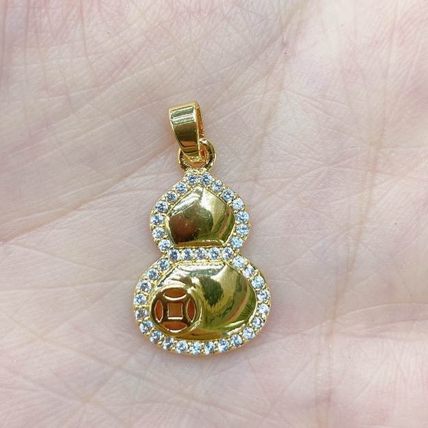 Pendant 176