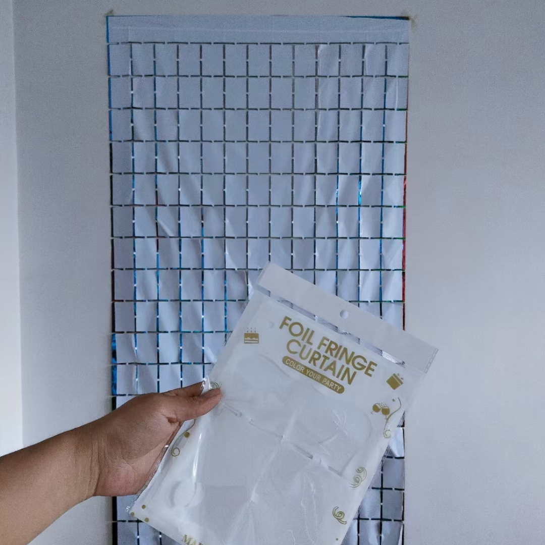 浅蓝色方块雨丝34