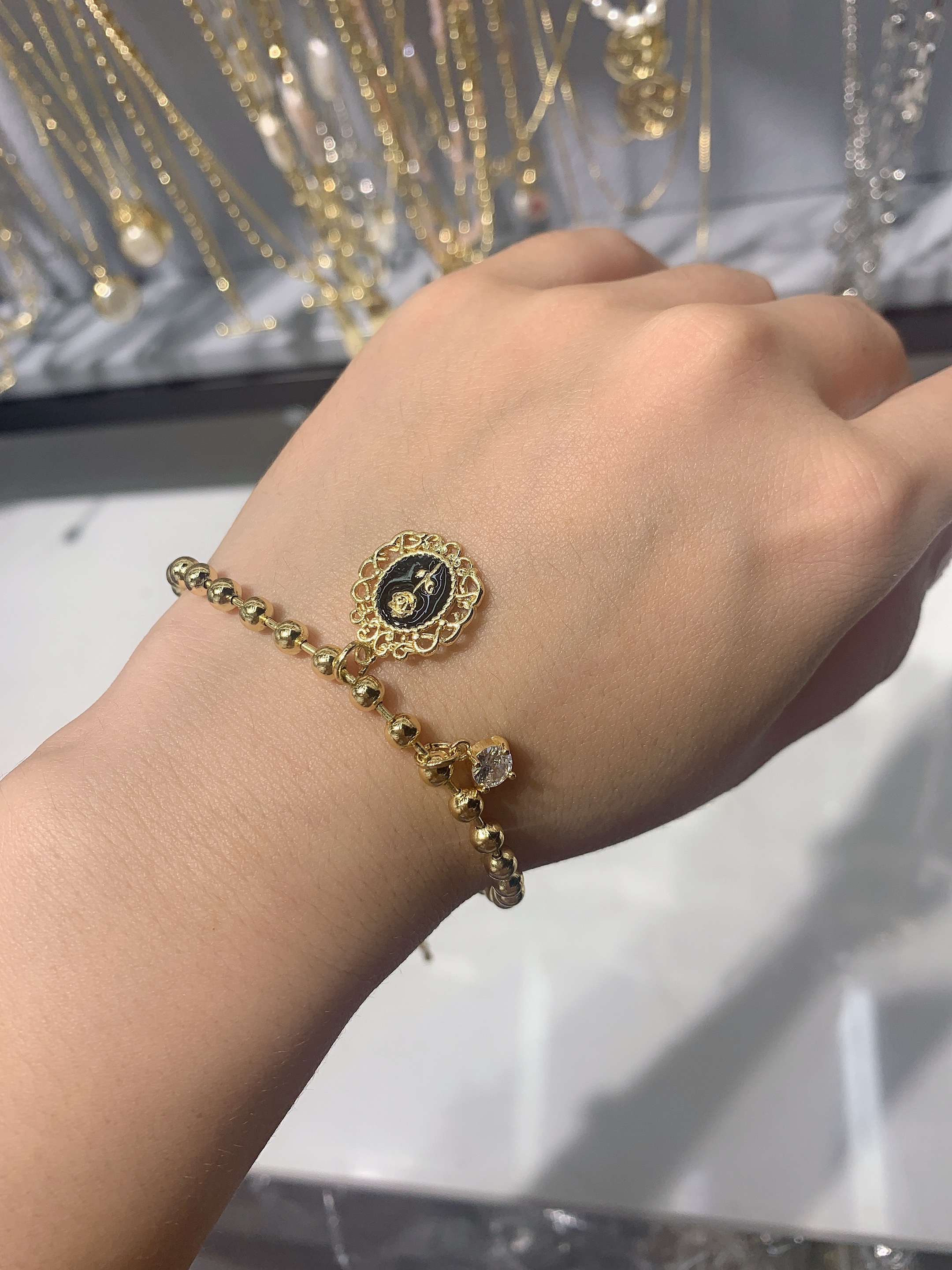 French retro chanel-style round bead bracelet detail image 2