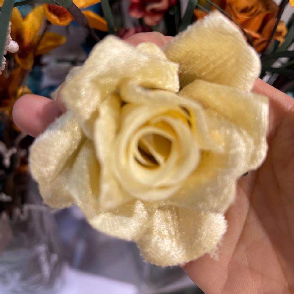 Flannel rose head