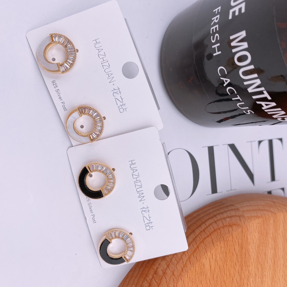 Earring one 9