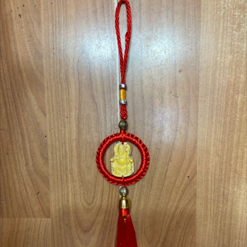 R Pendant circle yellow Guan Gong statue