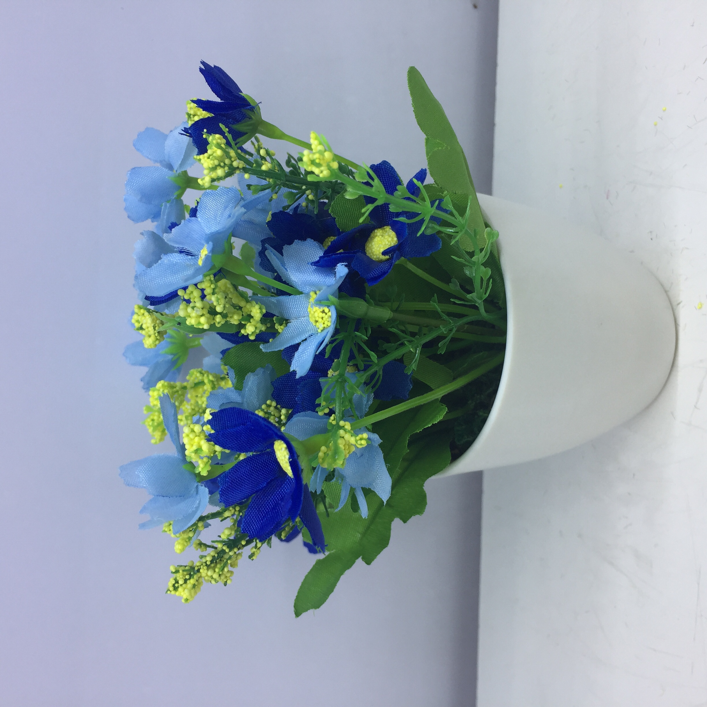 Plastic basin artificial flower ornaments Application Scenario