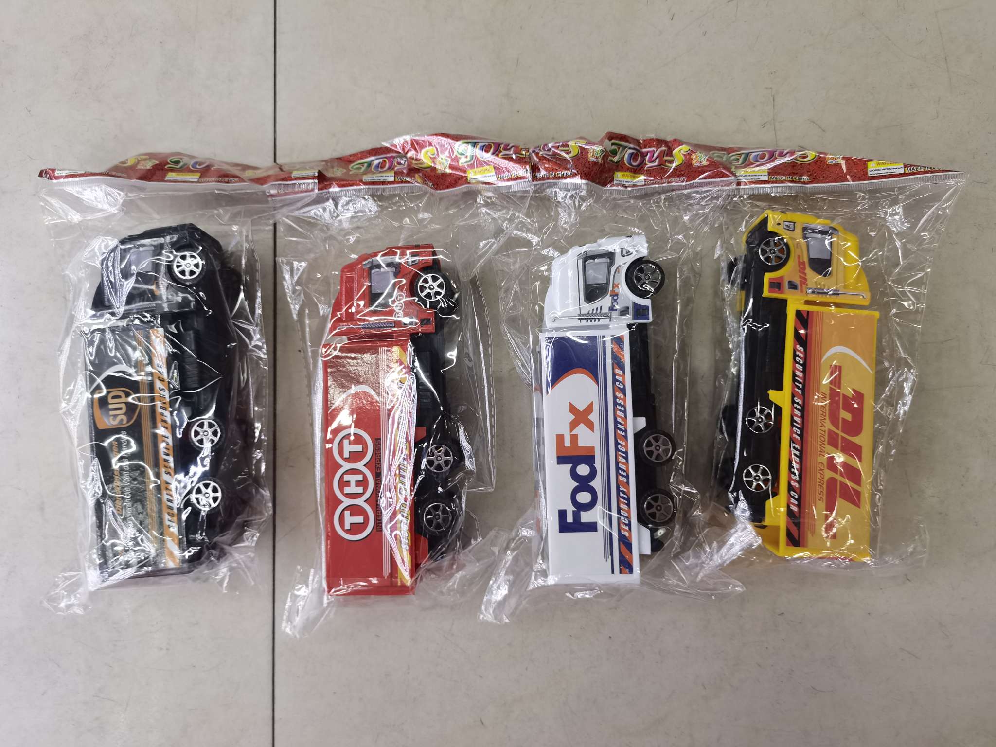 399快递车多功能多趣味惯性多样式儿童可爱小车产品图