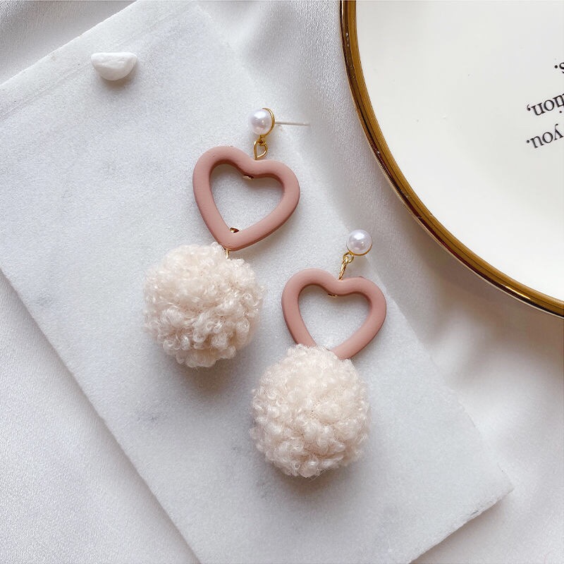 Stud earrings E92