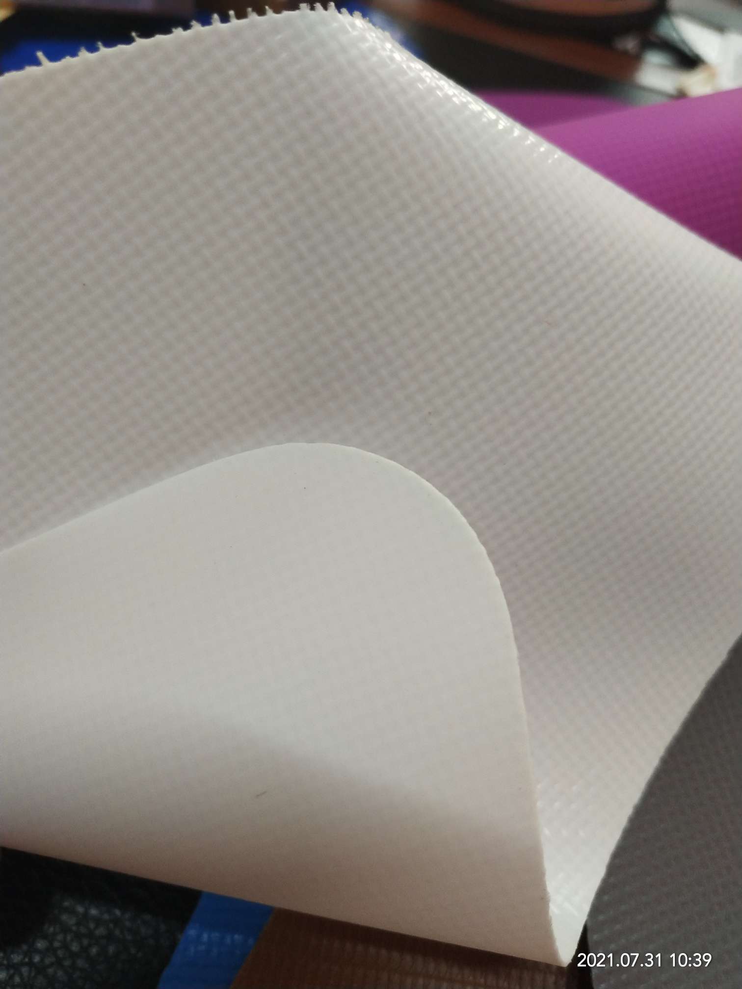High-quality white matte PVC mesh fabric laminated bag fabric is suitable for various water bags, various gymnastic MATS, and various special fabric for bags detail image 3