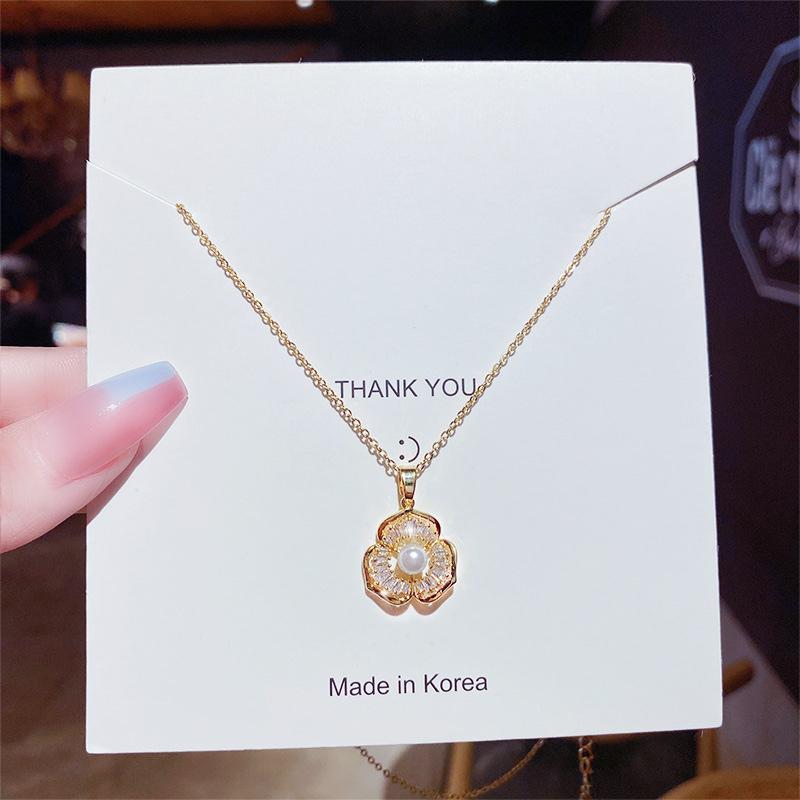 Korean pearl flower pendant, fashionable, Instagram, simple and niche pendant (single pendant without chain) details Picture
