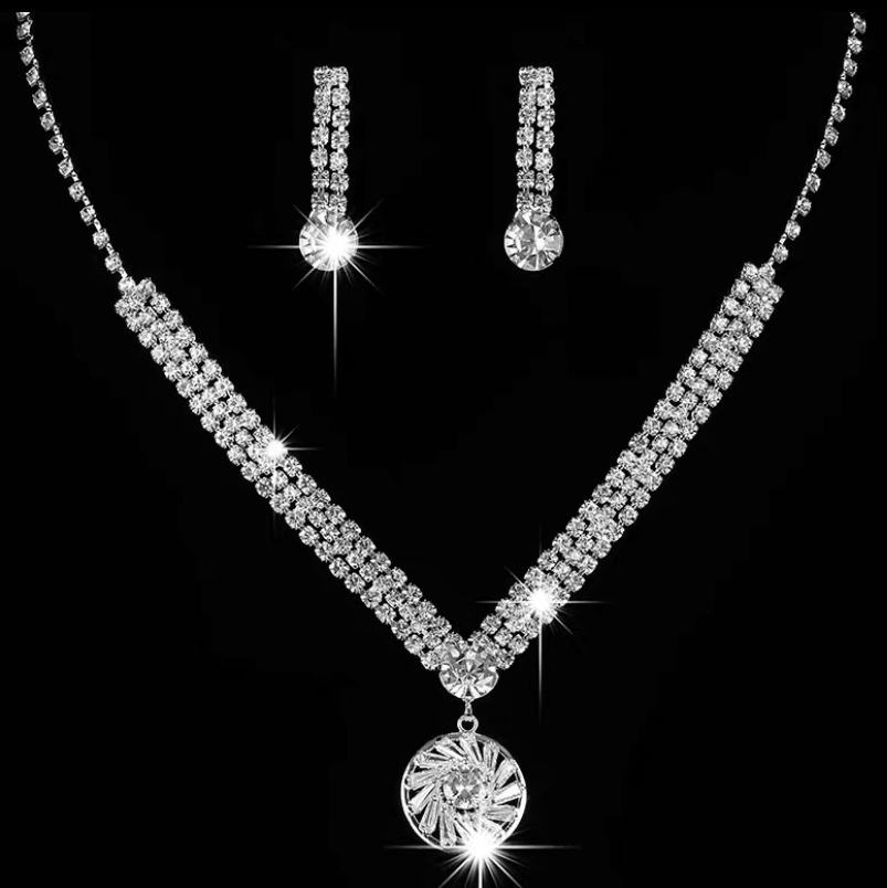 Necklace 208