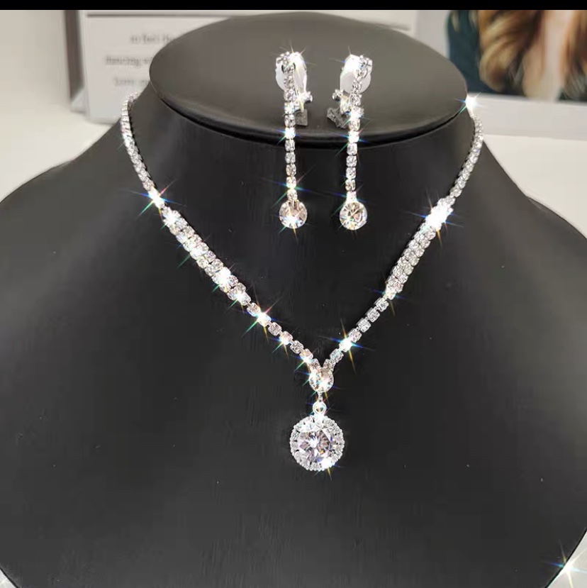 Necklace 206